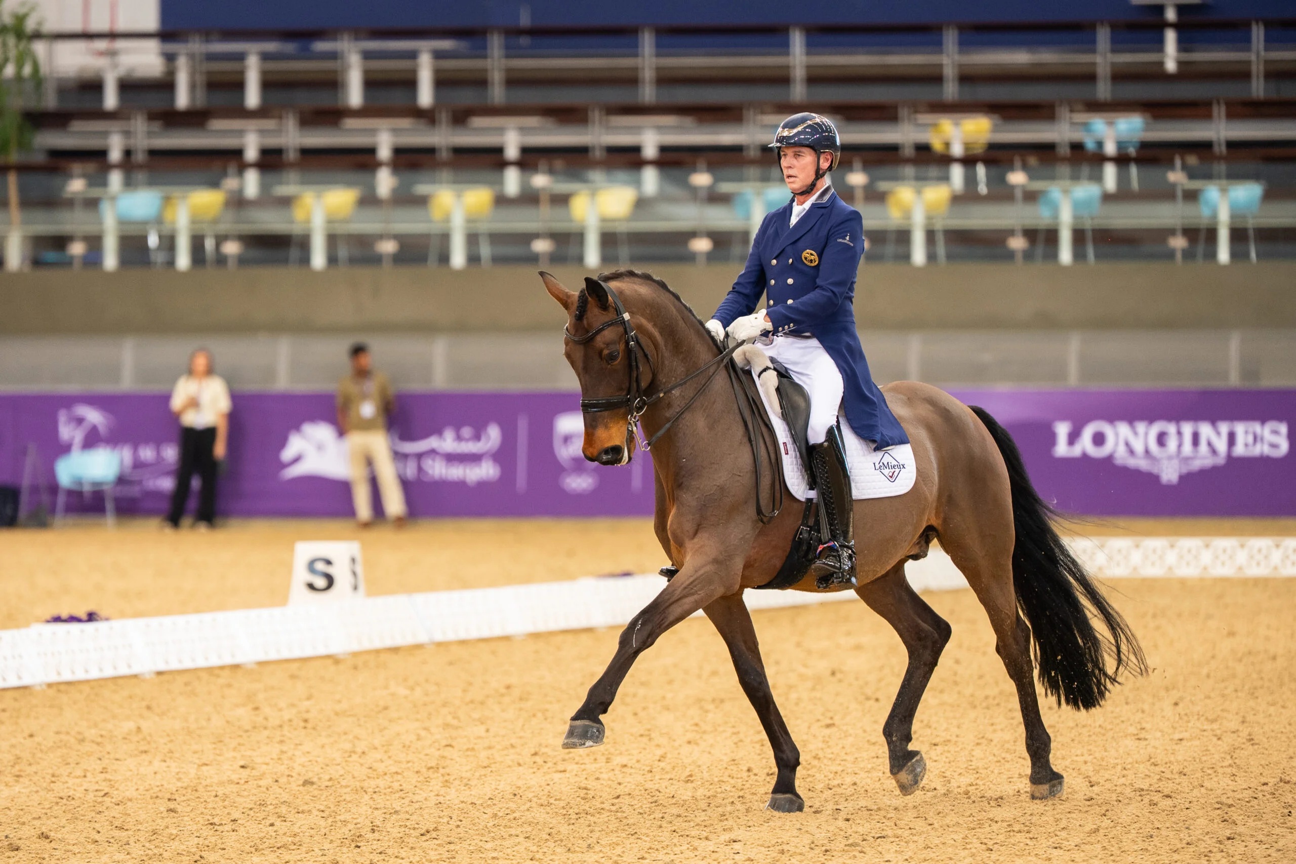 Dohas toimunud CHI Al Shaqab CDI5* võistlustel võttis kaks esikohta Carl Hester ja Fame. Meie ehk Kesk-Euroopa liigast saavutasid kõrgeid kohti ka Sandra Sysoje